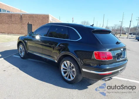 2017 Bentley Bentayga W12/W12 First Edition from USA, damaged, VIN SJAAC2ZV1HC013275